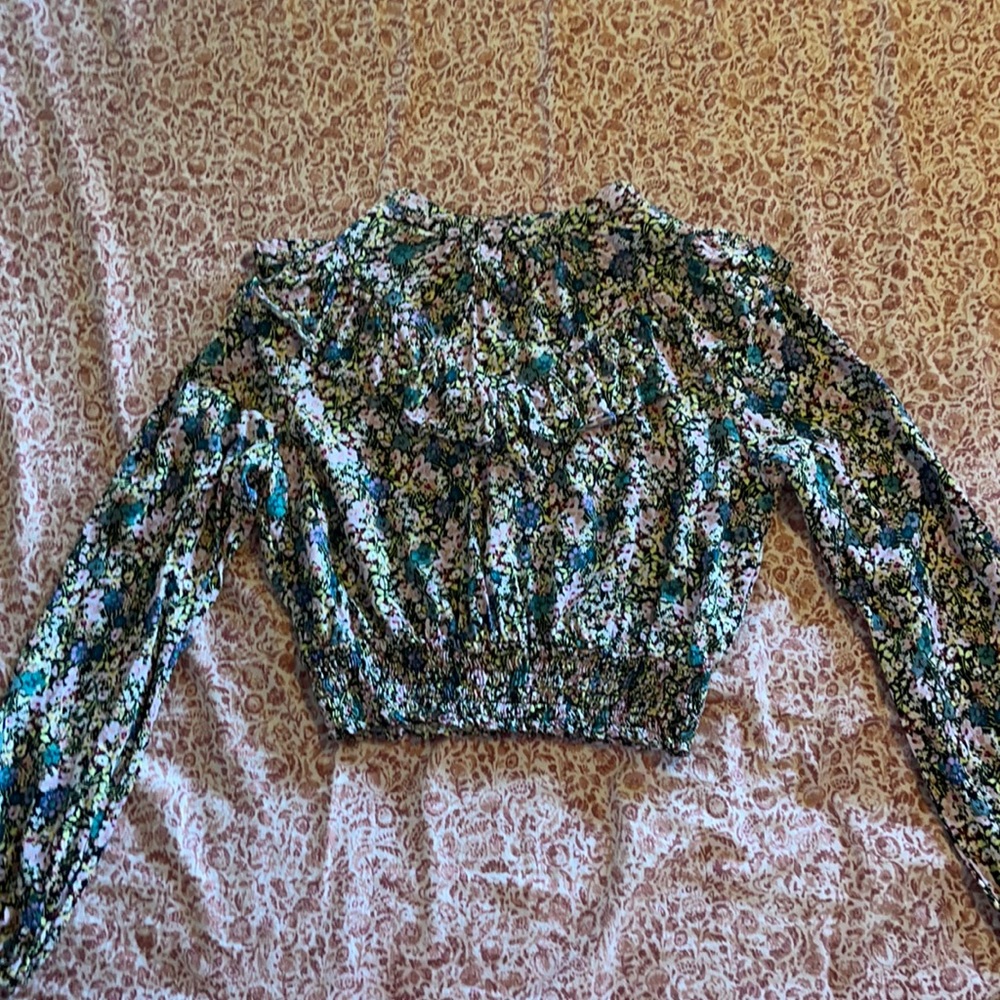 SM - Wild Fable LS Cropped Floral Blouse